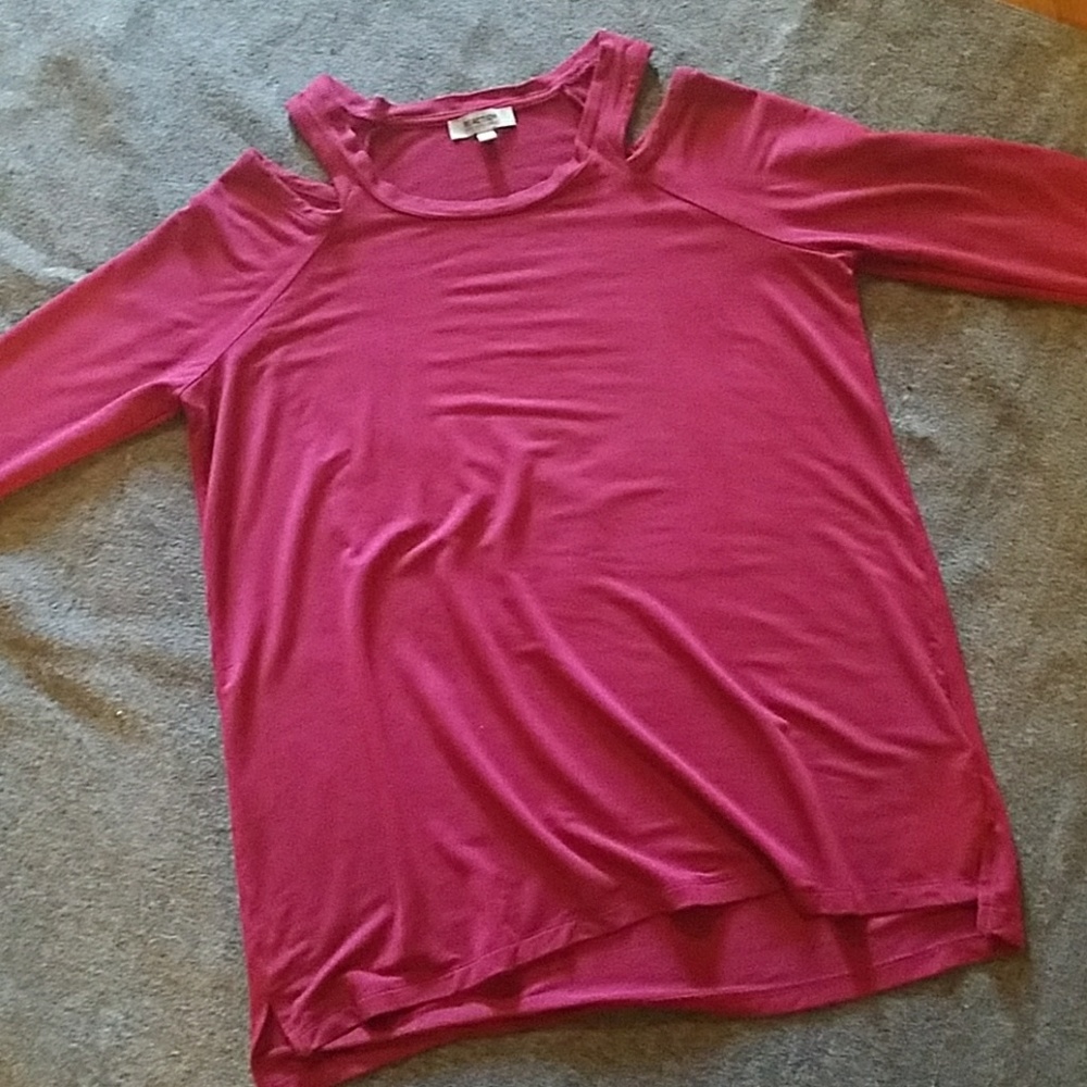 Reaction by Kenneth Cole cold shoulder top